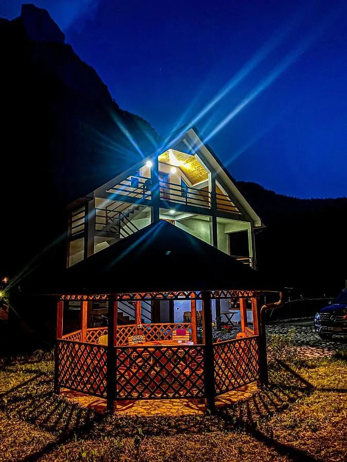 Bed and breakfast Guesthouse Besimi Valbone